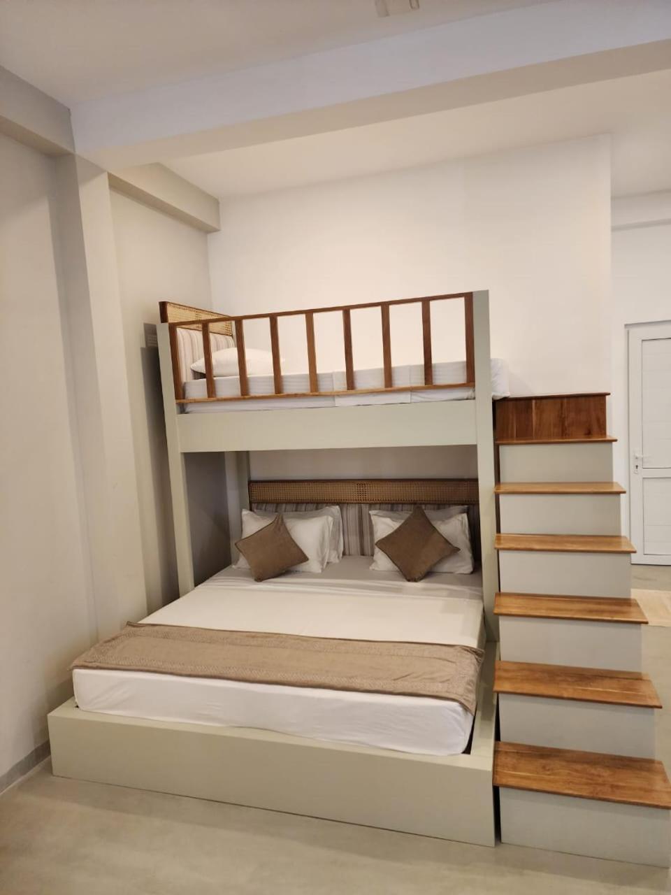 Hotel Blue Note Hikkaduwa Εξωτερικό φωτογραφία